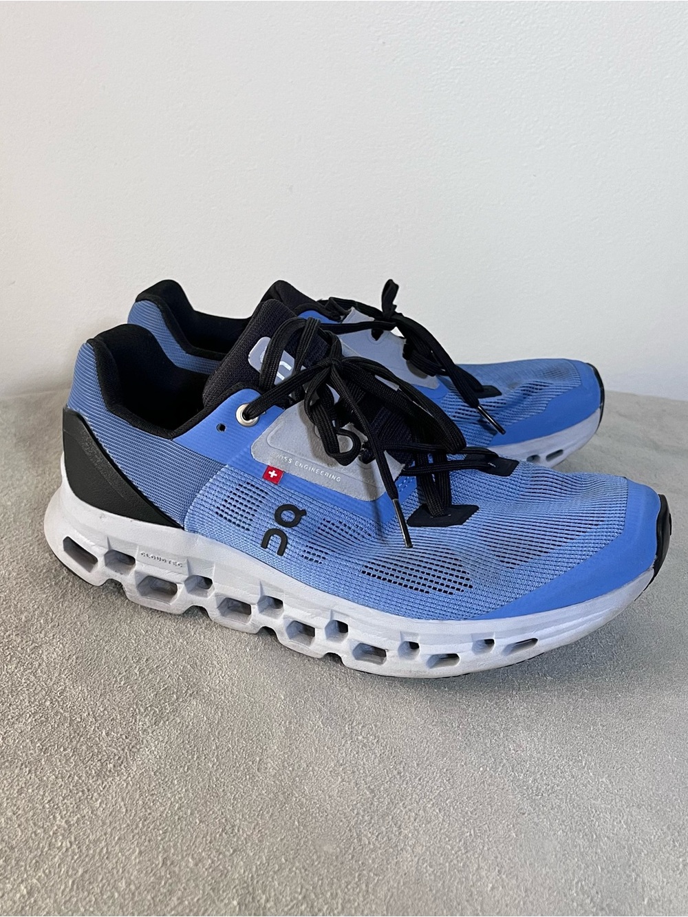 On Running Cloudstratus Shoes Womens Size 8.5 Sneakers Blue Marina/Magnet